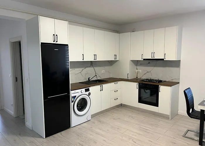 Sunny 2Bedroom Apartment Near City Center Radauti