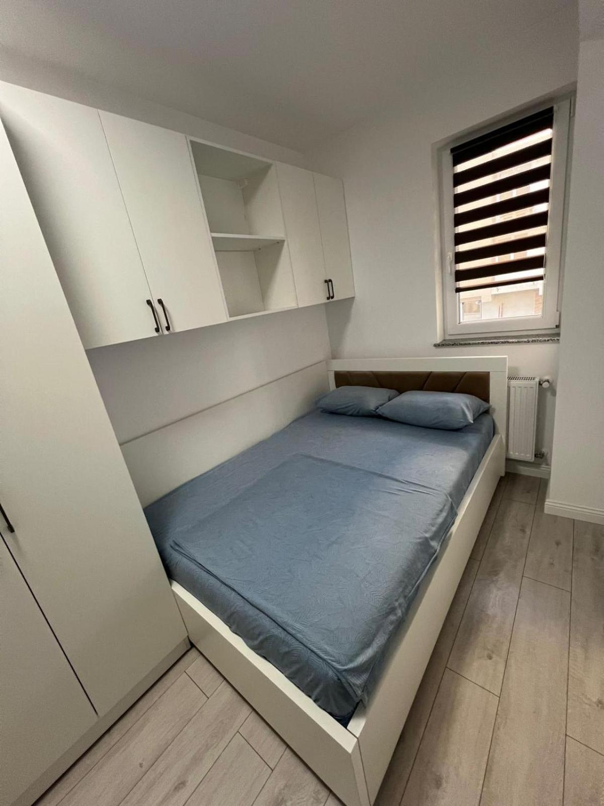 Sunny 2bedroom Near Center * Rădăuţi